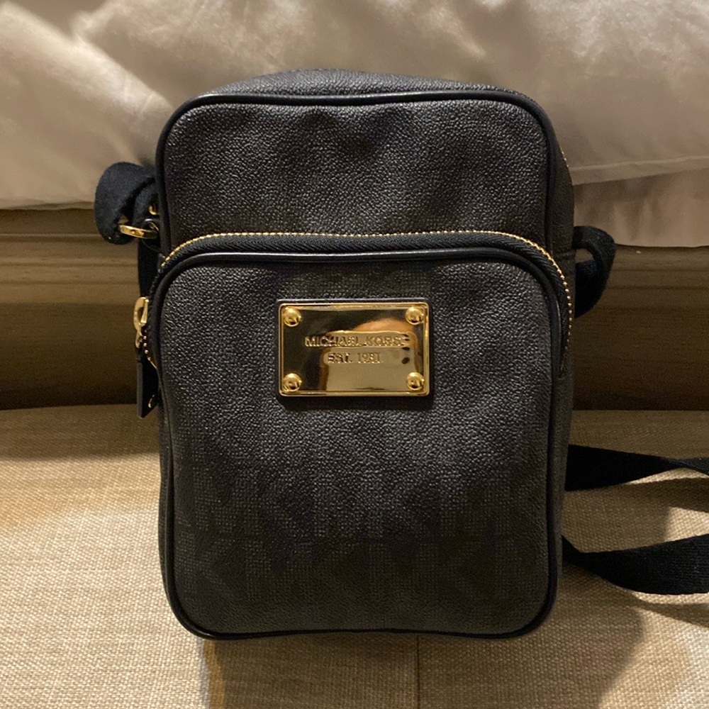 NBW Michael Kors Crossbody PVC Black MK Logo